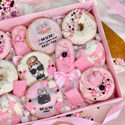 Sweet Box Mom